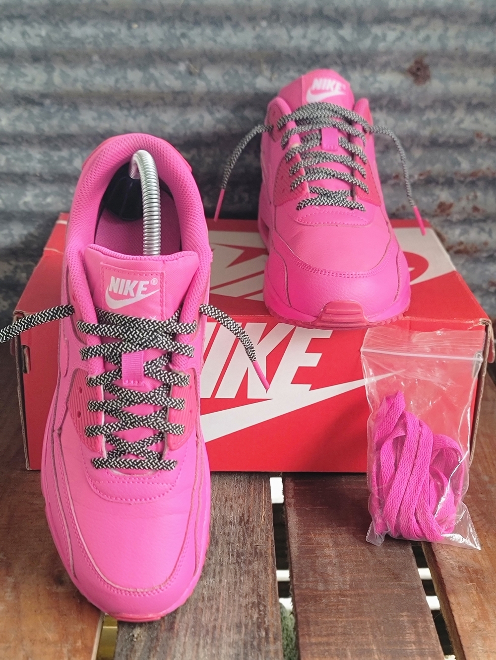 Nike Air Max 80 LTR 'Laser Fuchia' Wmns 8 Ships Today